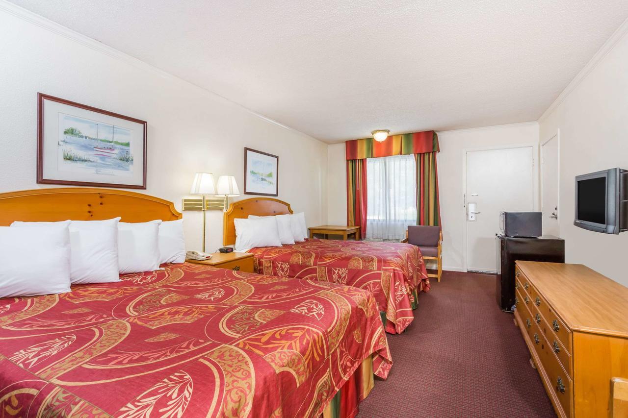 Days Inn By Wyndham Summerton Luaran gambar